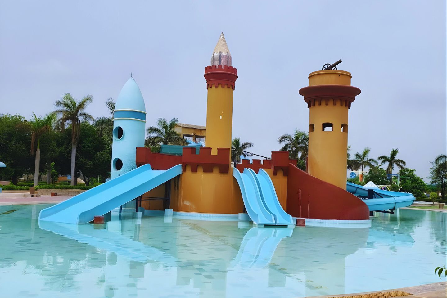 Dolphin Water Park, Agra