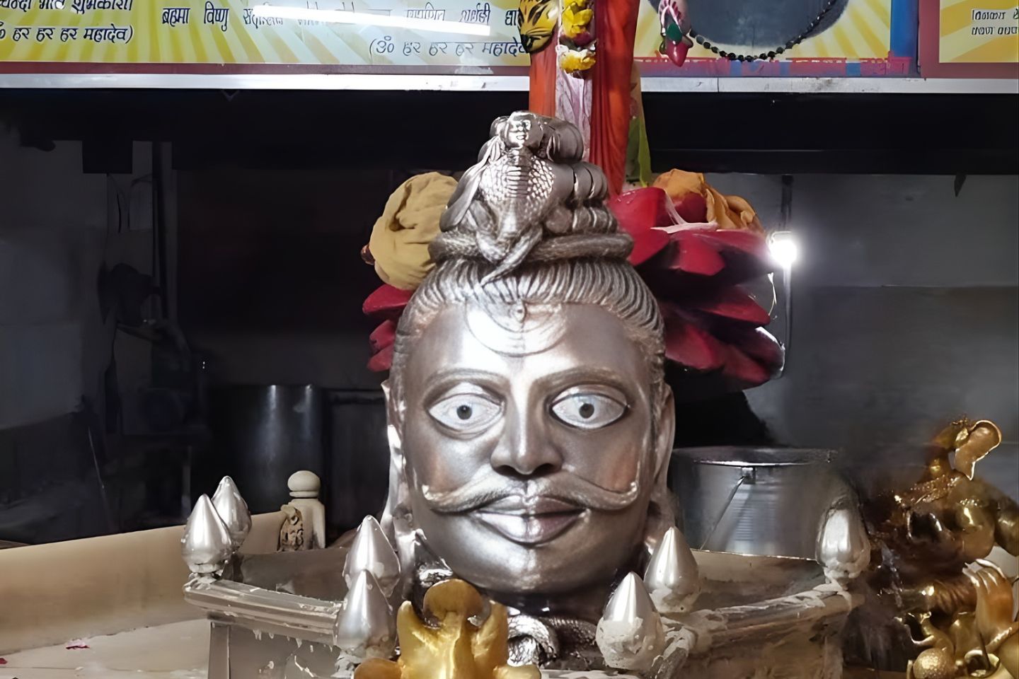 Shri Mankameshwar Mandir Agra